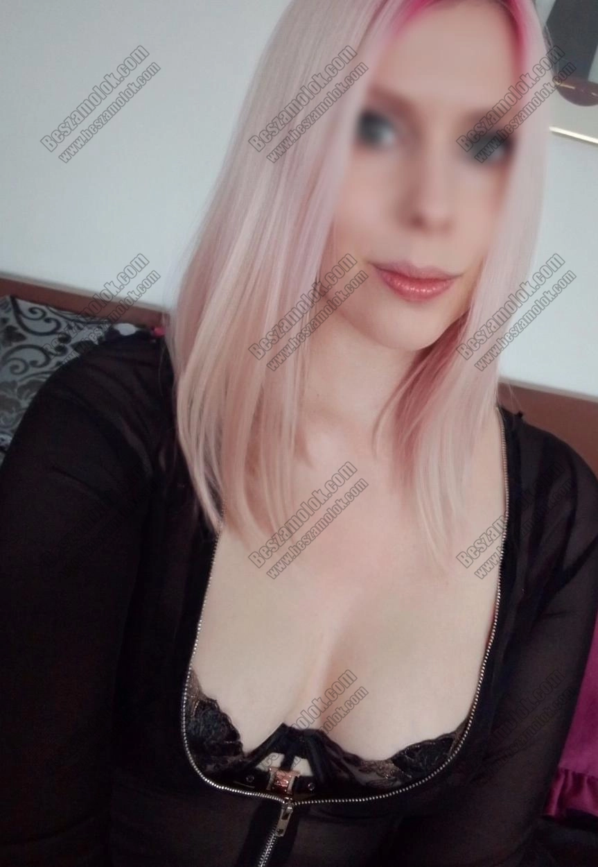 Viktória - +36 20 496 4692 - tetkos csajok foto