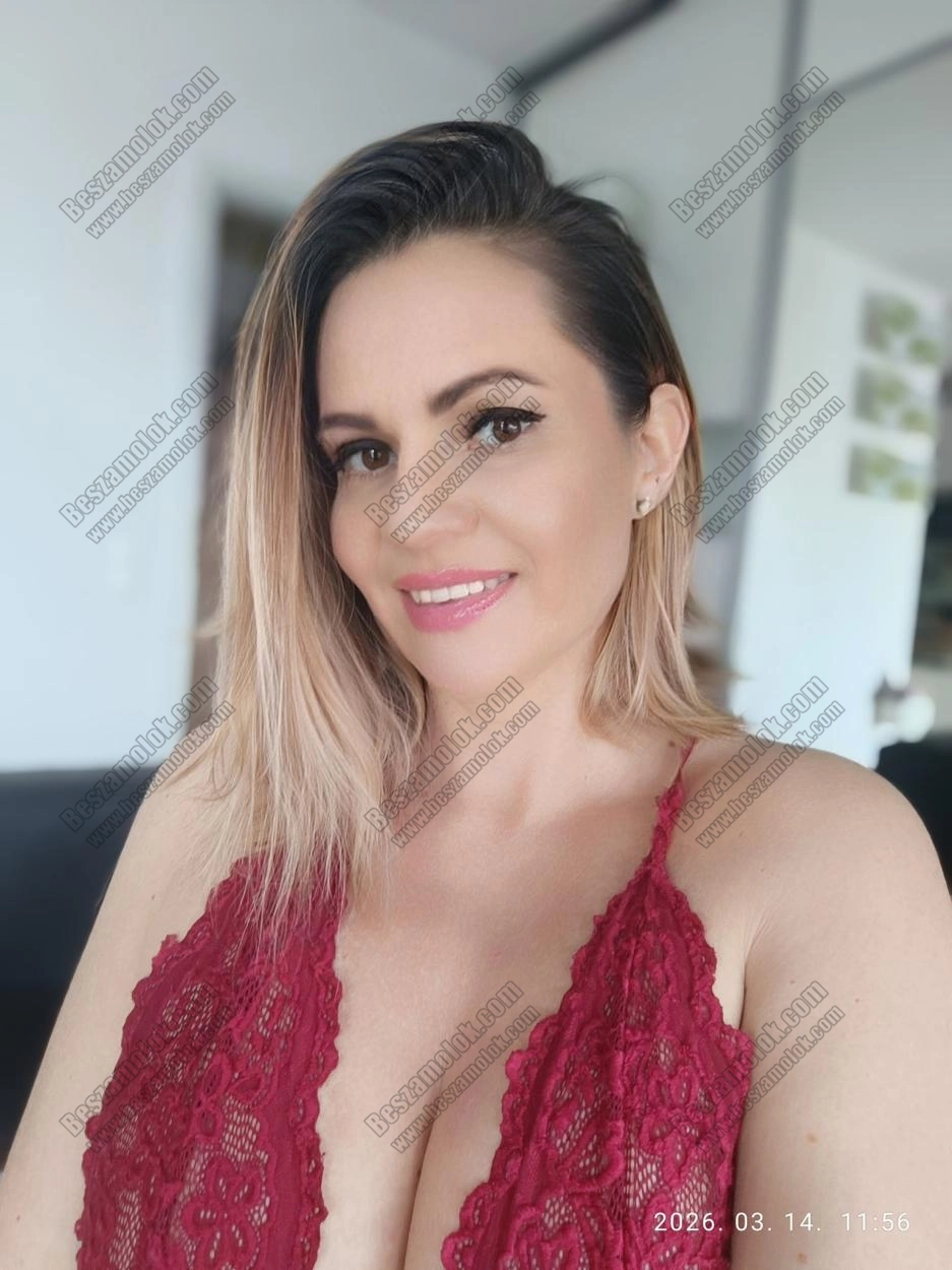 Lèna tetkos csaj profil kepes profil - tetkoscsajok.hu Lèna - +36 20 807 6233 - tetkos csajok foto